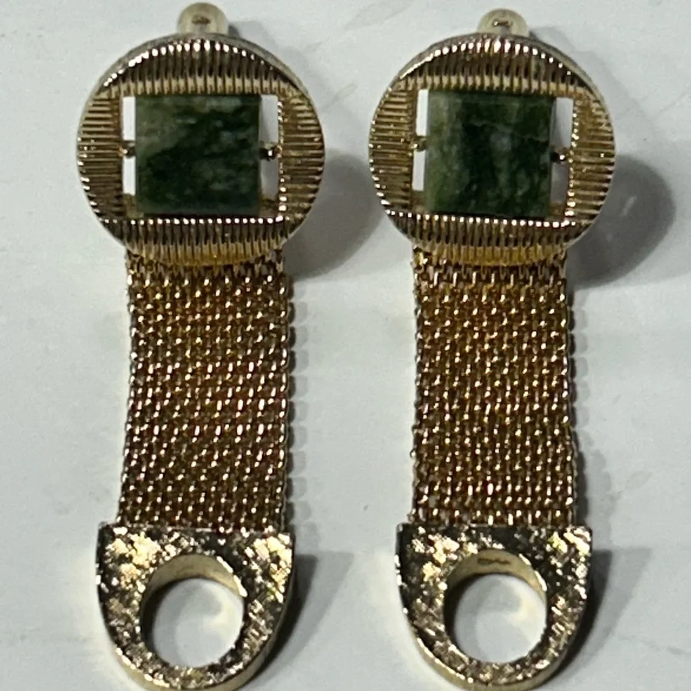 VNTG Swank green jade gold cufflinks Wrap around mesh cufflinks